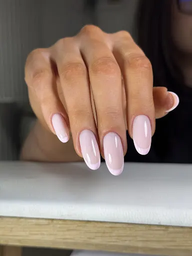 Ylli Nails Studio – Manicure & Pedicure Gdańsk